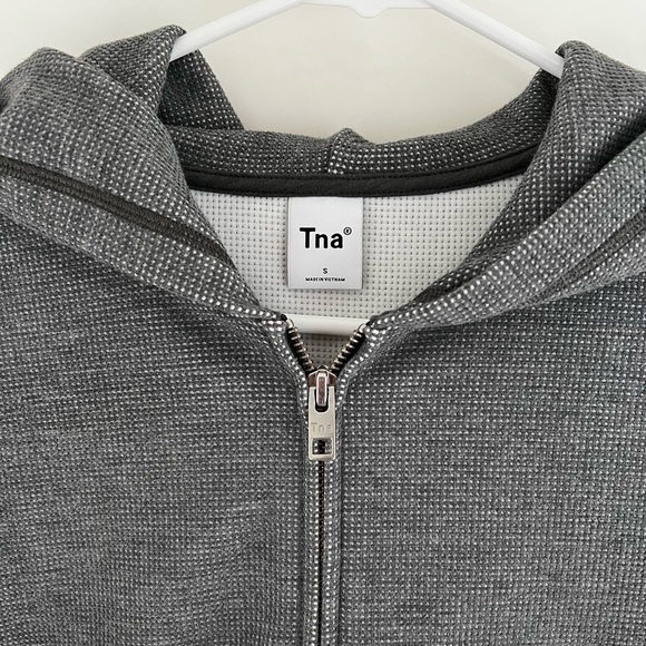 Aritzia tna zip up hoodie - Picture 2 of 4